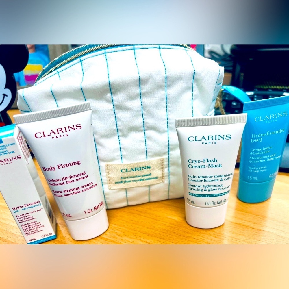 NEW! Clarins Skincare Gift Set
